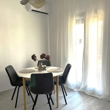 Thessa аerial - Late Checkout, Parking Nearby, Terrace